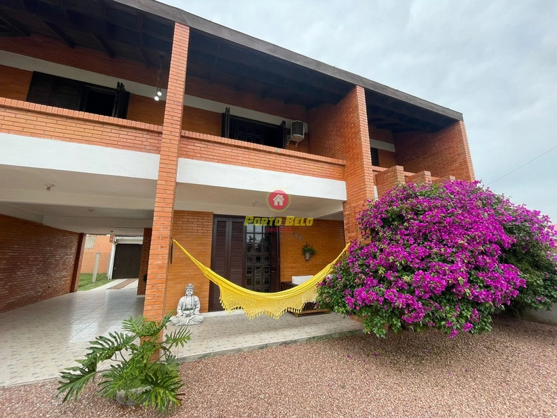 UM SOBRADO ÚNICO PARA UMA GRANDE FAMÍLIA DESFRUTAR NA PRAIA!!: 1ª foto da galeria de imagens do imóvel