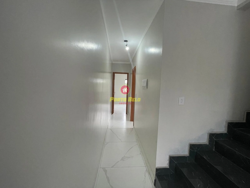 GEMINADO NOVO TODO EM LAJE DE CONCRETO COM PISCINA E NUNCA HABITADO: 13ª foto da galeria de imagens do imóvel
