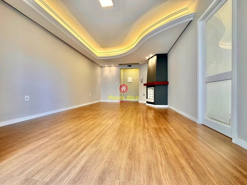 APARTAMENTO À VENDA! SACADA DE FRENTE: 3ª foto da galeria de imagens do imóvel