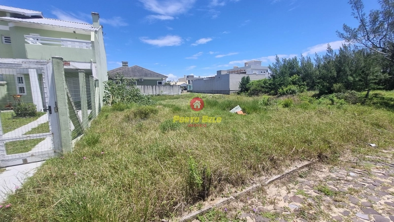 TERRENO EM ATÂNTIDA SUL A POUCOS METROS DA BEIRA MAR!: 3ª foto da galeria de imagens do imóvel