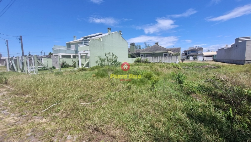 TERRENO EM ATÂNTIDA SUL A POUCOS METROS DA BEIRA MAR!: 2ª foto da galeria de imagens do imóvel