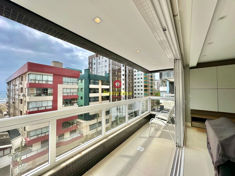 APARTAMENTO À VENDA COM SACADA ABERTA DE FRENTE: 3ª foto da galeria de imagens do imóvel