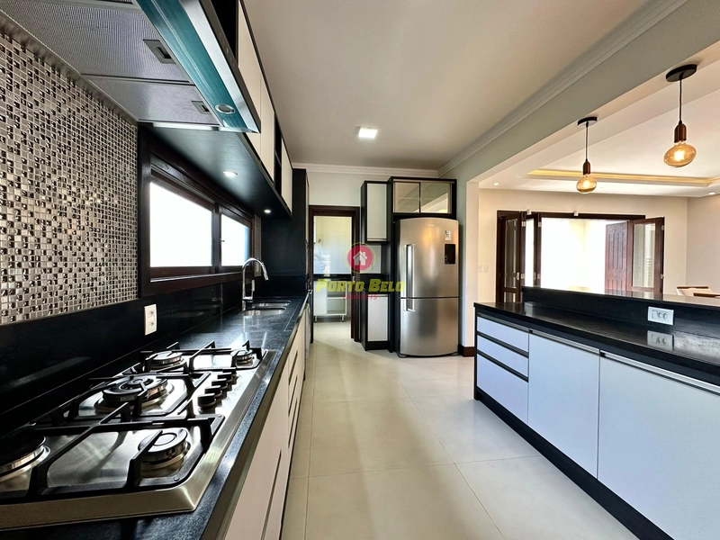 CASA DE ALTO PADRÃO À VENDA EM ATLÂNTIDA!!!: 10ª foto da galeria de imagens do imóvel