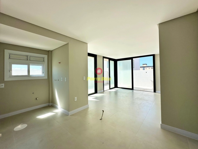 APARTAMENTO COM TERRAÇO A POUCOS METROS DO MAR!!!!: 5ª foto da galeria de imagens do imóvel