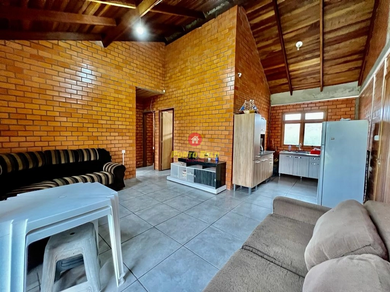 CASA COM PISCINA PRÓXIMO AO CENTRO DE ATLÂNTIDA SUL!!!: 9ª foto da galeria de imagens do imóvel