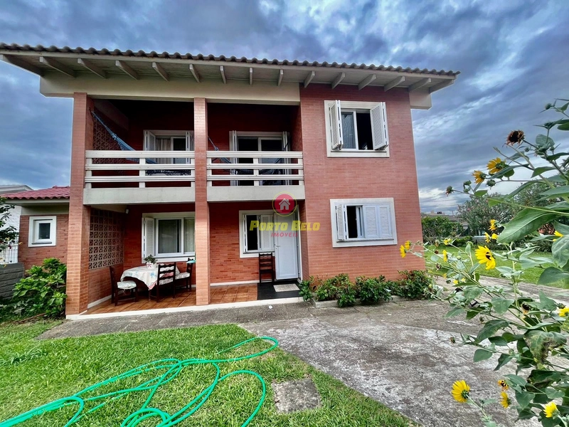 CASA LINDA E ACONCHEGANTE PRÓXIMO AO MAR!!!: 2ª foto da galeria de imagens do imóvel