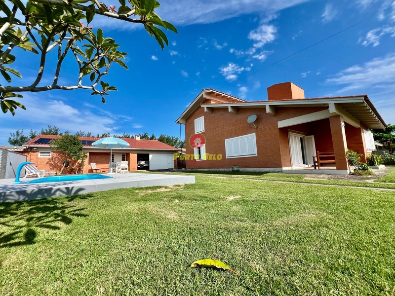 CASA LINDA E ACONCHEGANTE PRÓXIMO AO MAR!!!: 1ª foto da galeria de imagens do imóvel