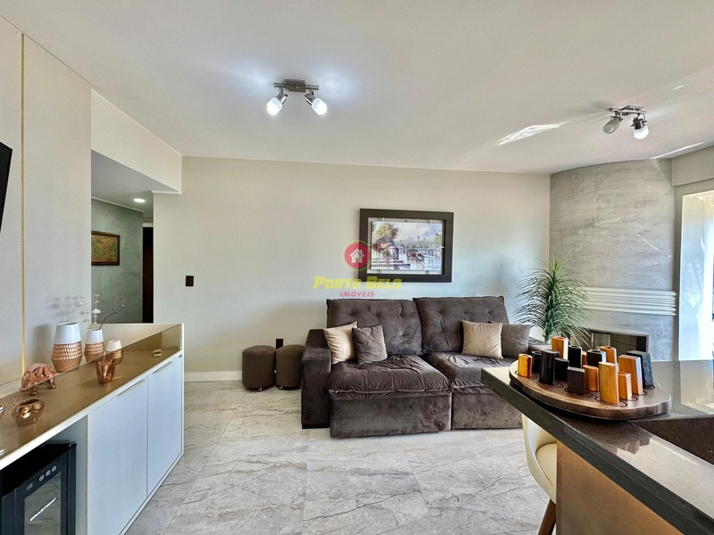 APARTAMENTO COM VISTA PARA O MAR E PRAÇA DO FAROL!!!: 3ª foto da galeria de imagens do imóvel