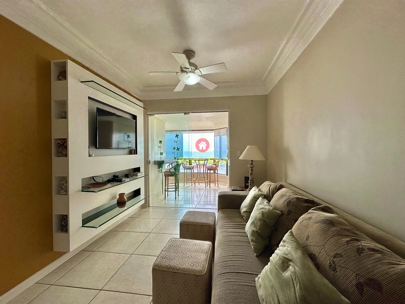APARTAMENTO À VENDA, JUNTO AO MAR , SACADA DE FRENTE…: 3ª foto da galeria de imagens do imóvel