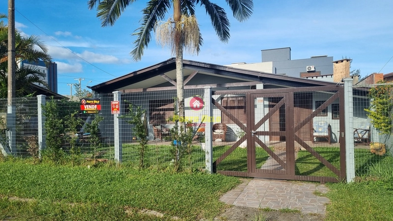 DESFRUTE DO MELHOR DE ATLÂNTIDA SUL! Casa com piscina à venda!!!: 3ª foto da galeria de imagens do imóvel