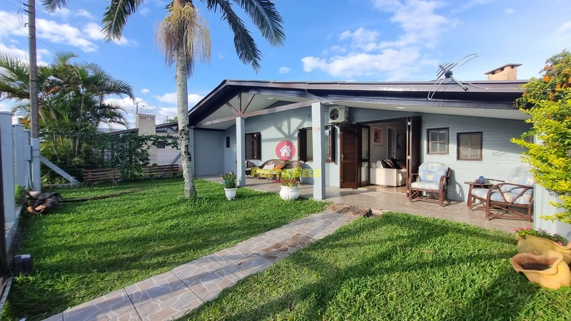 DESFRUTE DO MELHOR DE ATLÂNTIDA SUL! Casa com piscina à venda!!!: 1ª foto da galeria de imagens do imóvel