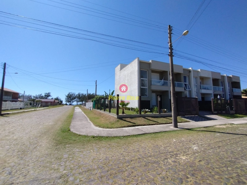 SOBRADO MOBILIADO À VENDA EM XANGRI-LÁ!!!: 3ª foto da galeria de imagens do imóvel