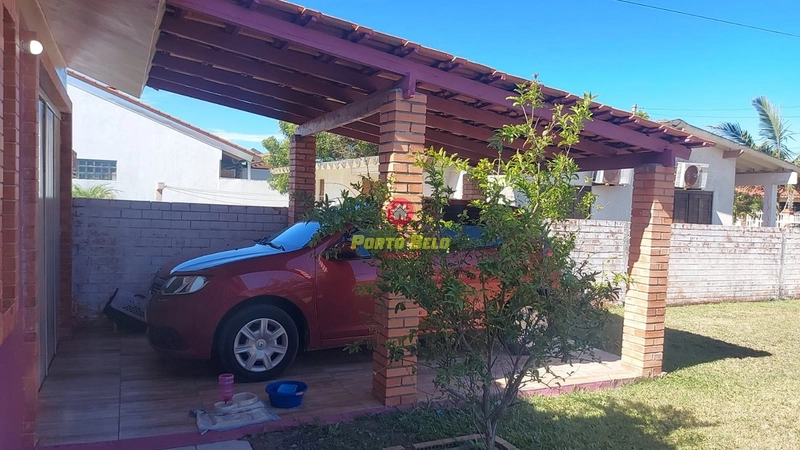 CASA APENAS TRÊS QUADRAS DO MAR NO ARPOADOR, confira!!!: 3ª foto da galeria de imagens do imóvel