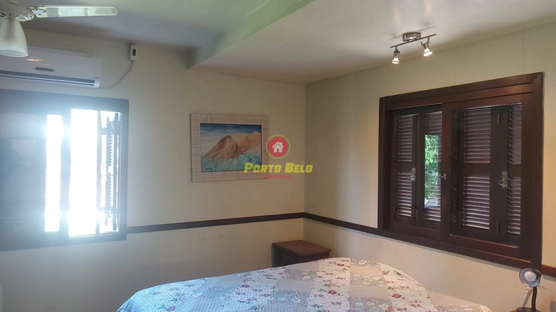 ÓTIMA CASA À VENDA NO ARPOADOR!!!Pátio amplo e próximo do mar!: 19ª foto da galeria de imagens do imóvel