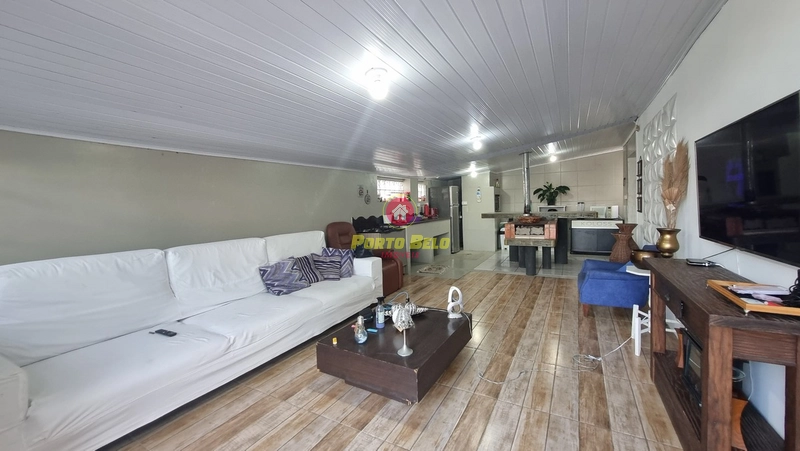 Oportunidade! CASA COM PISCINA À VENDA EM XANGR-LÁ!!!: 5ª foto da galeria de imagens do imóvel