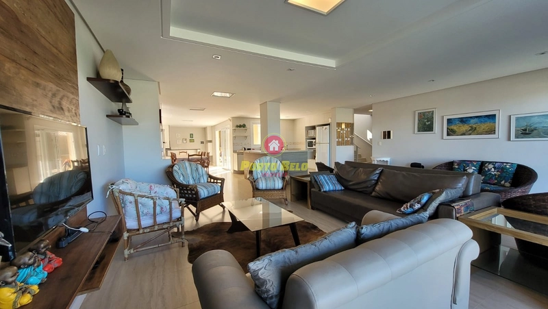 ÓTIMA CASA COM VISTA PARA O MAR EM XANGR-LÁ!: 8ª foto da galeria de imagens do imóvel