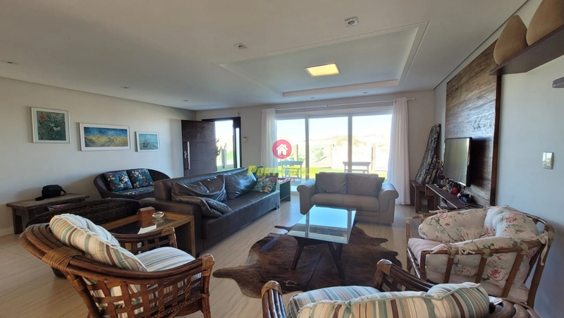 ÓTIMA CASA COM VISTA PARA O MAR EM XANGR-LÁ!: 7ª foto da galeria de imagens do imóvel
