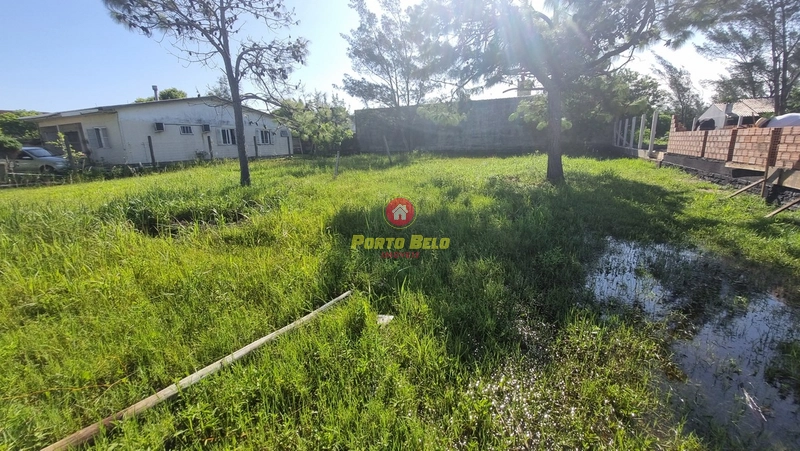 TERRENO À VENDA NA PRAIA DO ARPOADOR: 2ª foto da galeria de imagens do imóvel