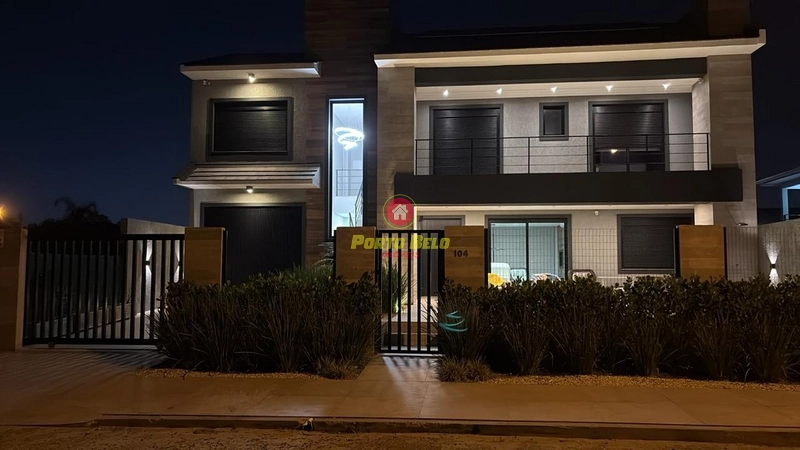 Casa mobiliada com móveis sob medida! PRÓXIMO AO MAR E COM PISCINA!!!: 2ª foto da galeria de imagens do imóvel