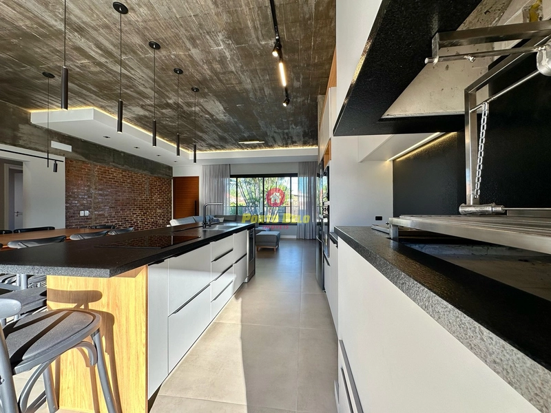 CASA DE ALTO PADRÃO À VENDA EM ATLÂNTIDA: 15ª foto da galeria de imagens do imóvel