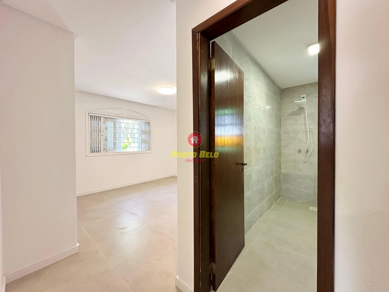 CASA À VENDA EM ATLÂNTIDA COM PISCINA PRÓXIMO A PLATAFORMA: 18ª foto da galeria de imagens do imóvel