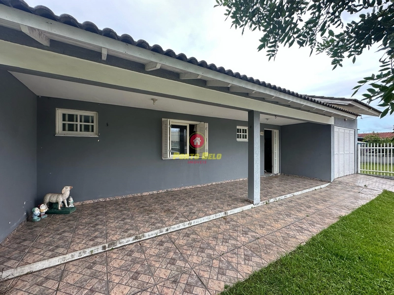CASA À VENDA EM MARIÁPOLIS: 2ª foto da galeria de imagens do imóvel