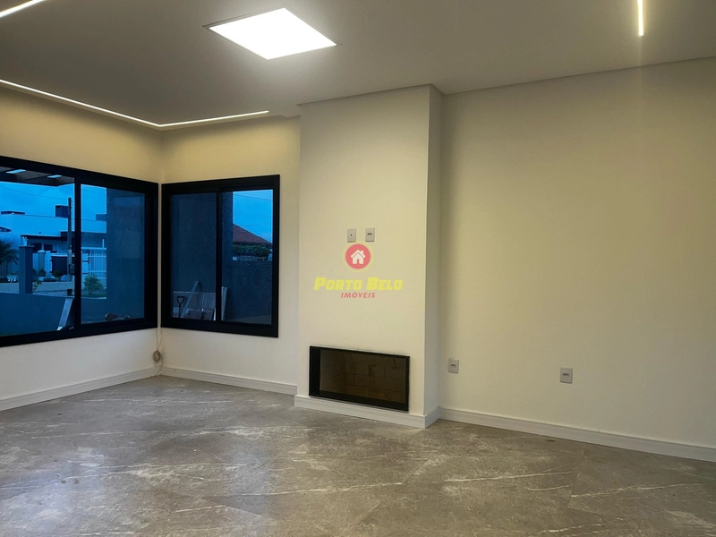 CASA NOVA EM MARIÁPOLIS AO LADO DE RAINHA DO MAR!: 10ª foto da galeria de imagens do imóvel