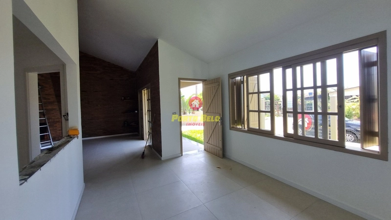 CASA À VENDA EM RAINHA DO MAR: 5ª foto da galeria de imagens do imóvel