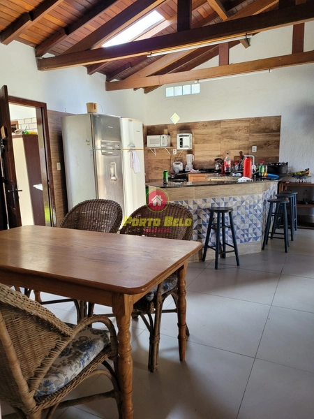 CASA À VENDA COM PISCINA ATLÂNTIDA SUL: 5ª foto da galeria de imagens do imóvel