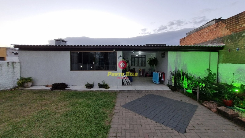 CASA ESPETACULAR À VENDA EM ATLÂNTIDA SUL: 3ª foto da galeria de imagens do imóvel