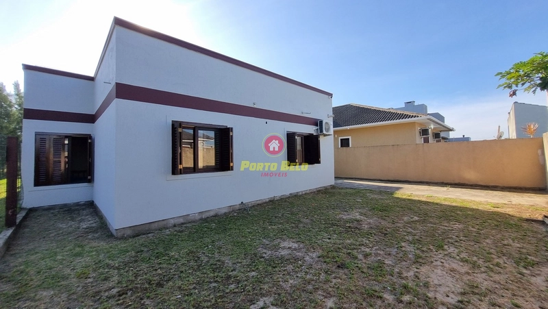 CASA APENAS 400M DO MAR- ESTUDA VEÍCULO E IMÓVEL: 8ª foto da galeria de imagens do imóvel