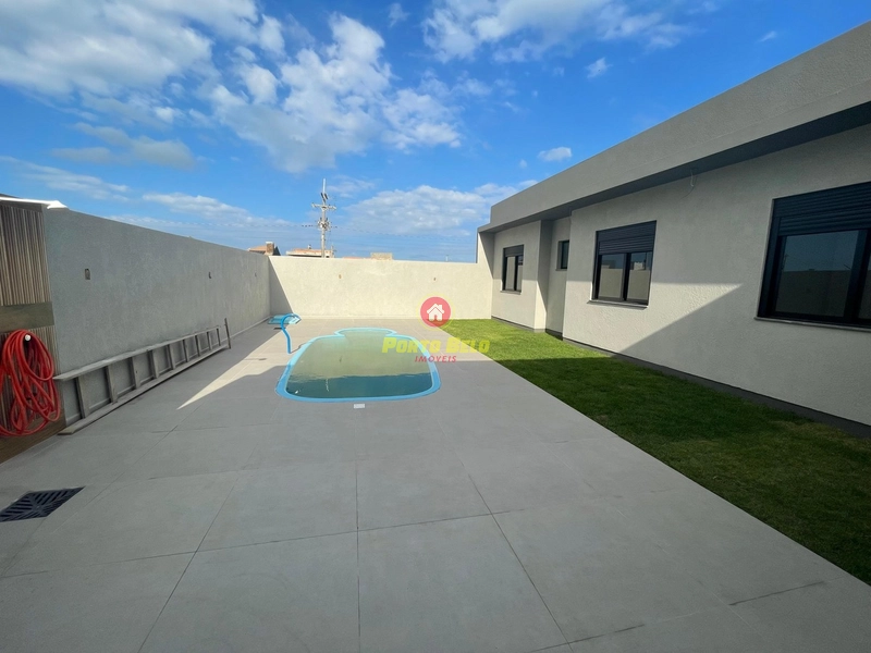 CASA NOVA COM PISCINA PRÓXIMO AO CENTRO: 7ª foto da galeria de imagens do imóvel
