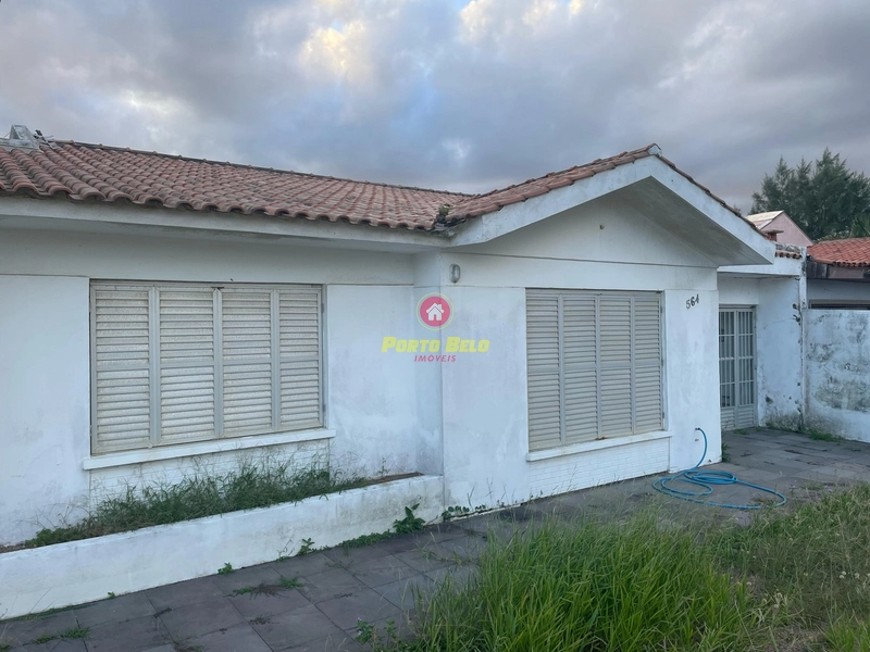 CASA TODA EM LAJE FRENTE MAR APENAS 1 QUADRA DA PRAIA: 1ª foto da galeria de imagens do imóvel