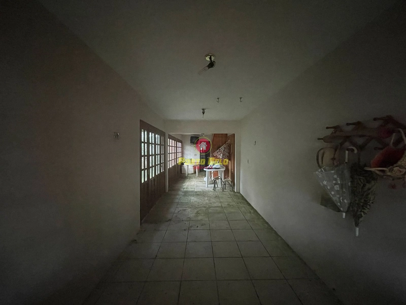 CASA FRENTE LESTE APENAS 50M DA PRAIA: 4ª foto da galeria de imagens do imóvel