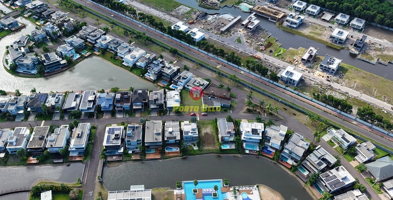 LOTE À VENDA PRÓXIMO AO LAGO E CLUBE: 1ª foto da galeria de imagens do imóvel