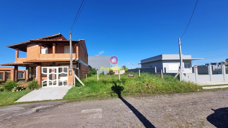 TERRENO À VENDA EM ATLÂNTIDA SUL.: 2ª foto da galeria de imagens do imóvel