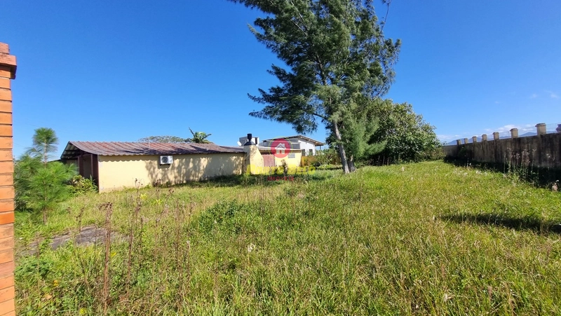 CASA À VENDA, ATLÂNTIDA SUL: 3ª foto da galeria de imagens do imóvel