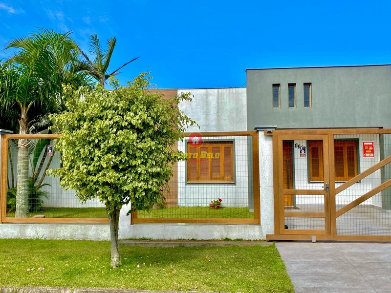 LINDA CASA À VENDA, ATLÂNTIDA SUL: 2ª foto da galeria de imagens do imóvel