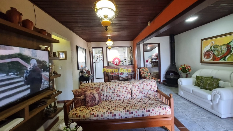 CASA À VENDA, ATLÂNTIDA SUL, AV. ATLÂNTIDA: 3ª foto da galeria de imagens do imóvel