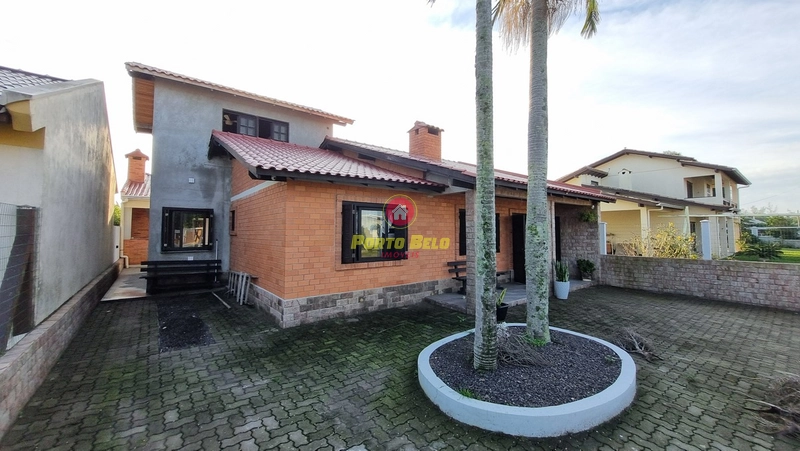 CASA PÉ DIREITO ALTO PERTO DO MAR: 2ª foto da galeria de imagens do imóvel