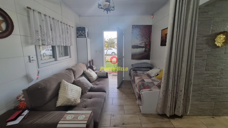 CASA DE ESQUINA EM RUA ASFALTADA: 13ª foto da galeria de imagens do imóvel