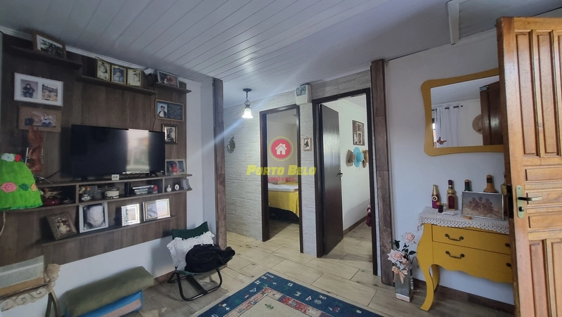 CASA DE ESQUINA EM RUA ASFALTADA: 21ª foto da galeria de imagens do imóvel