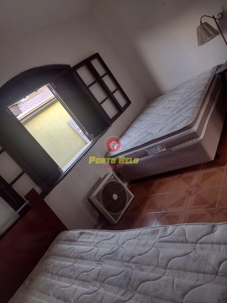 CASA COM LAJE EM ESQUINA NA AVENIDA: 11ª foto da galeria de imagens do imóvel