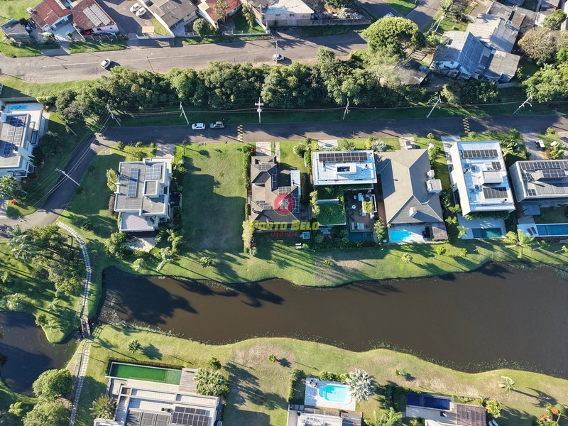 CASA BEIRA LAGO NO VILLAGIO: 27ª foto da galeria de imagens do imóvel