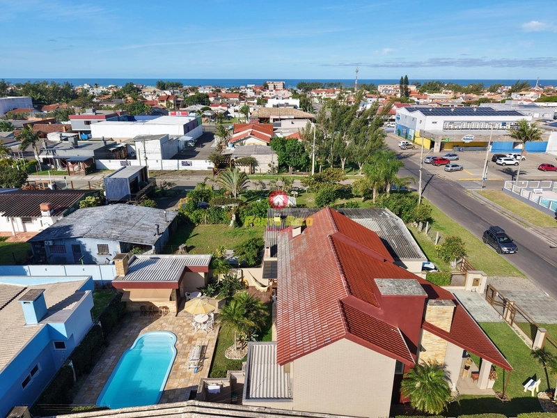 SOBRADO LINDO NO CENTRO DE XANGRI-LÁ: 28ª foto da galeria de imagens do imóvel