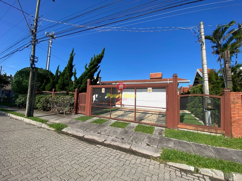 CASA NO CENTRO DE XANGRI-LÁ: 6ª foto da galeria de imagens do imóvel