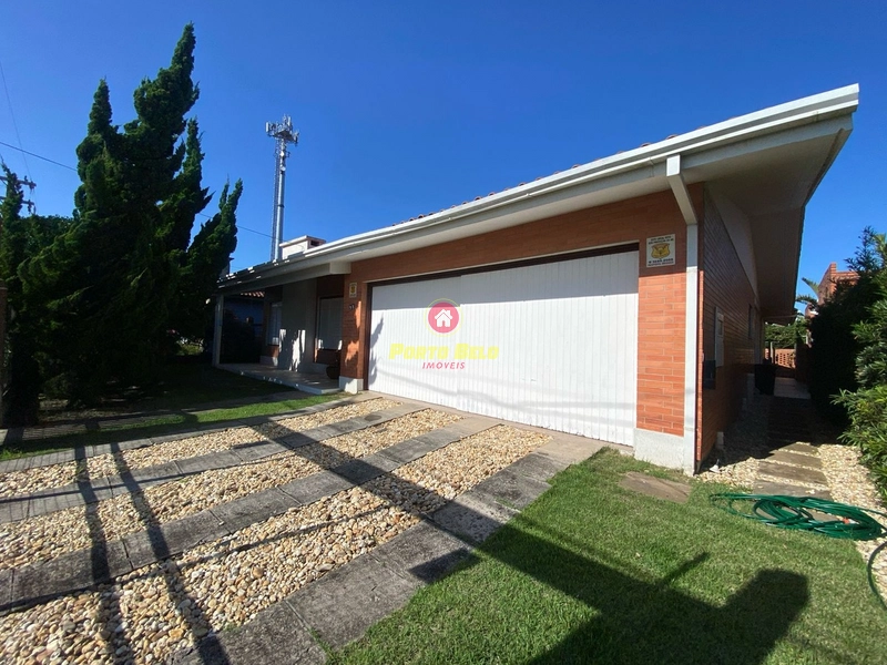 CASA NO CENTRO DE XANGRI-LÁ: 3ª foto da galeria de imagens do imóvel