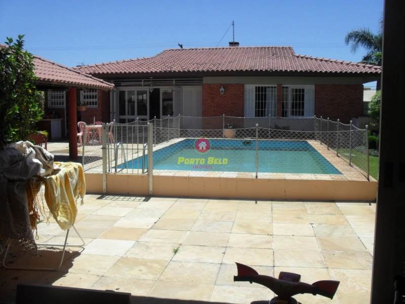 CASA DE ESQUINA DO CENTRO DE XANGRI-LÁ!!!: 11ª foto da galeria de imagens do imóvel