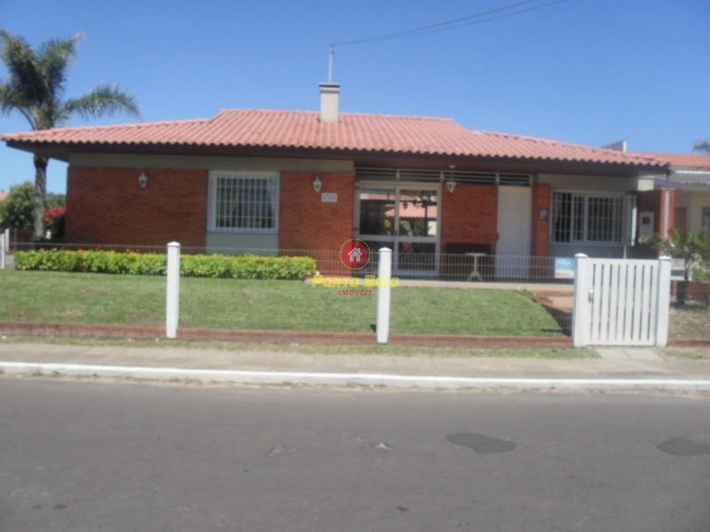 CASA DE ESQUINA DO CENTRO DE XANGRI-LÁ!!!: 1ª foto da galeria de imagens do imóvel