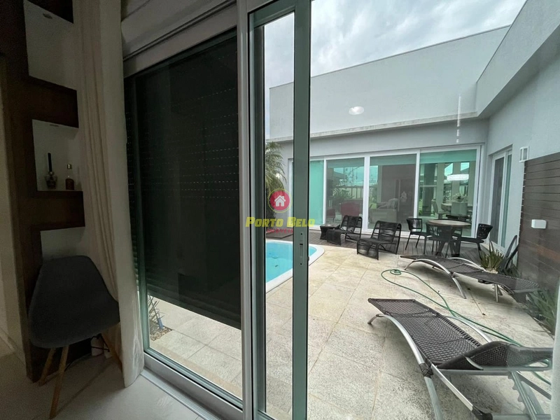 CASA À VENDA NO CONDADO DE CAPÃO: 7ª foto da galeria de imagens do imóvel